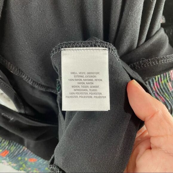 Anthropologie Vanessa Virginia Indak Flutter Top - Picture 10 of 10